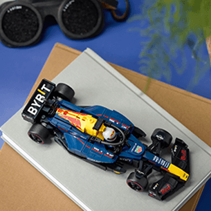 Oracle Red Bull Racing RB20 F1® レースカー